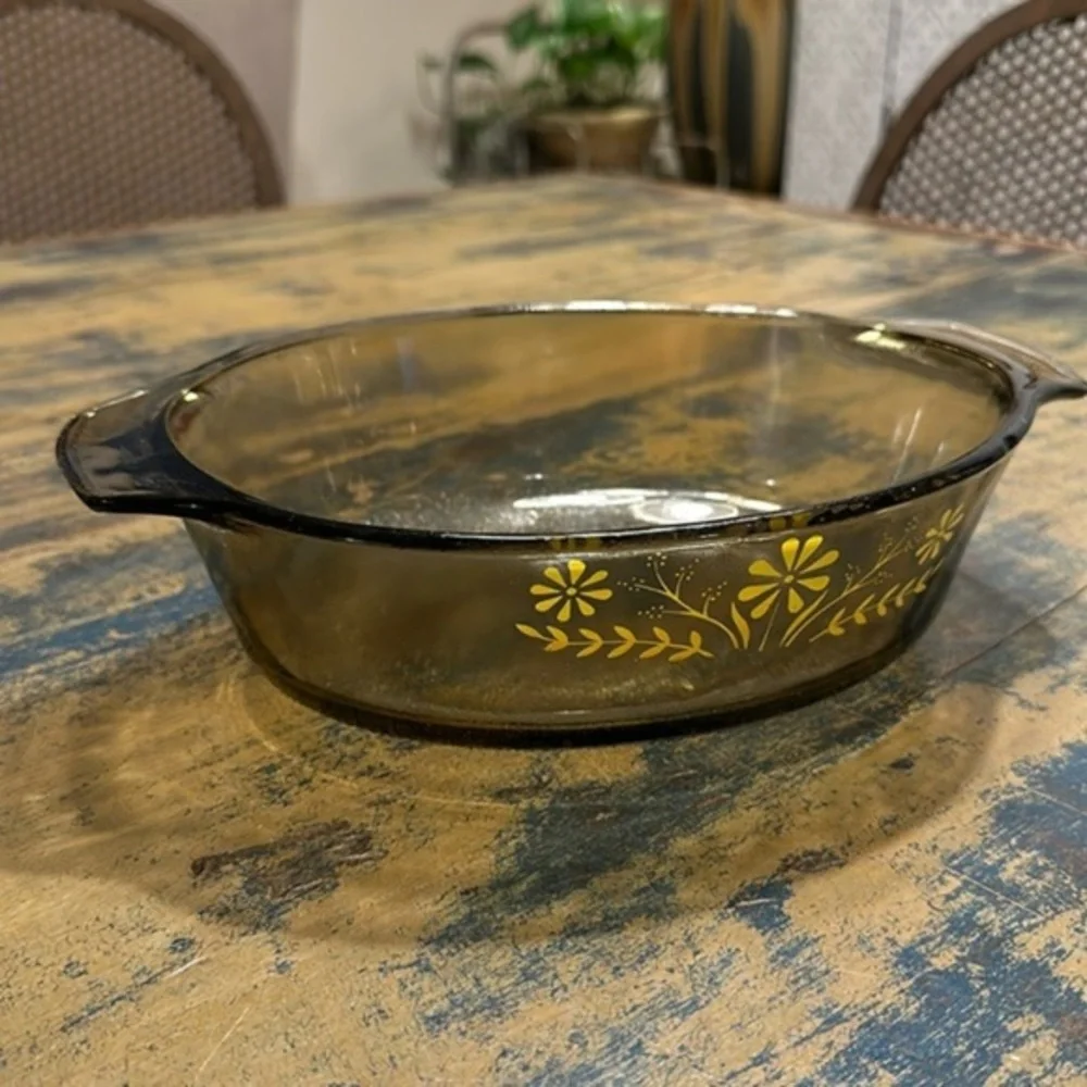 Jeannette Glasbake Loaf oval Pan Amber Yellow Daisy with Textured Bottom